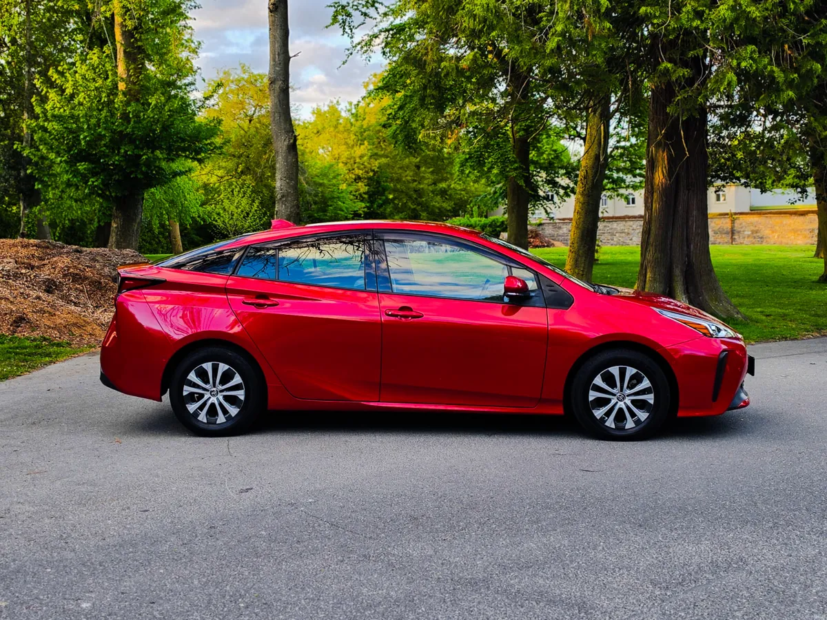 2020 Toyota Prius 1.8 Petrol Hybrid Automatic - Image 4