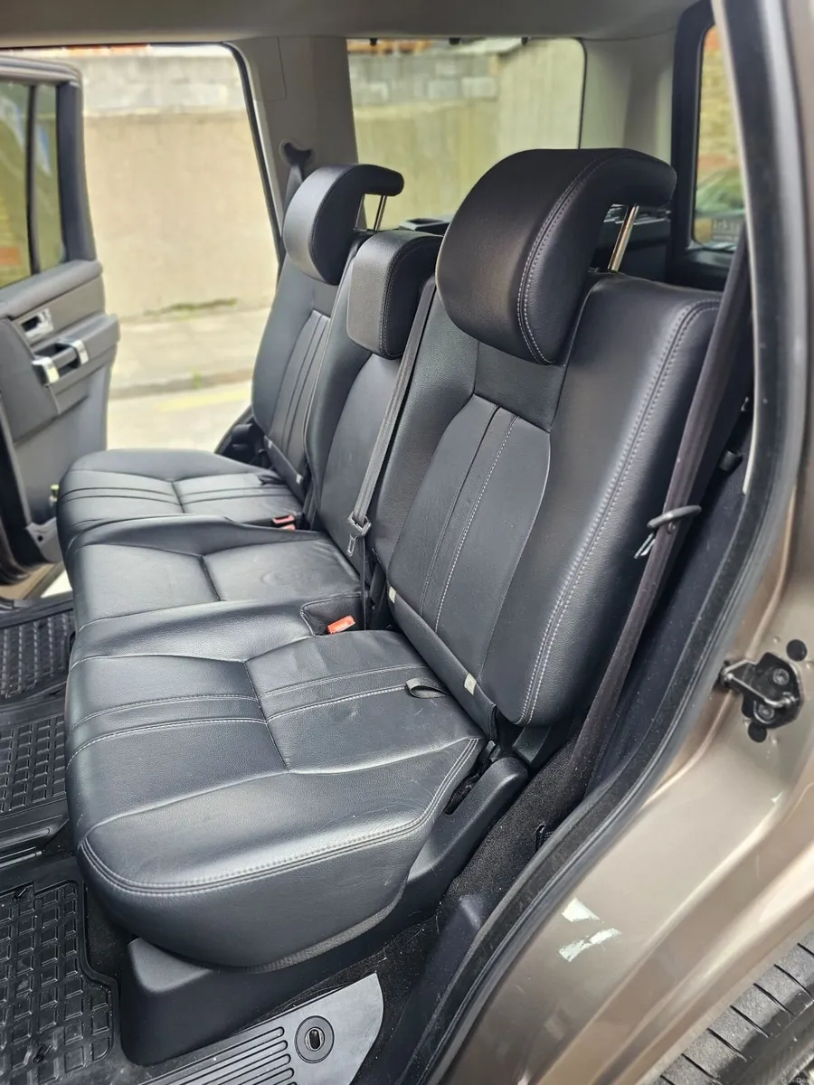 2015 Land Rover Discovery 3.0 TDV6 | €333 Tax | Bl - Image 3