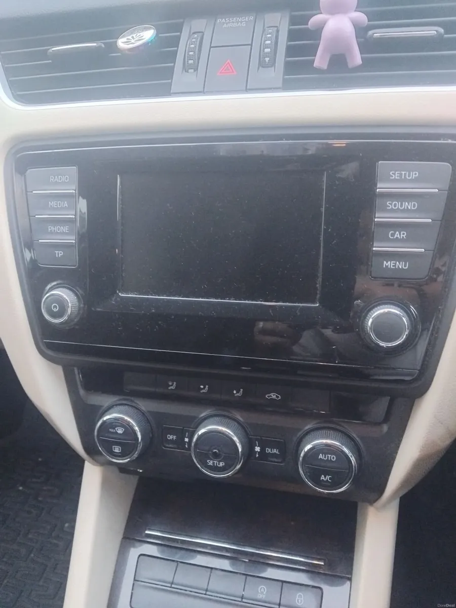 Skoda Octavia 2015 - Image 4