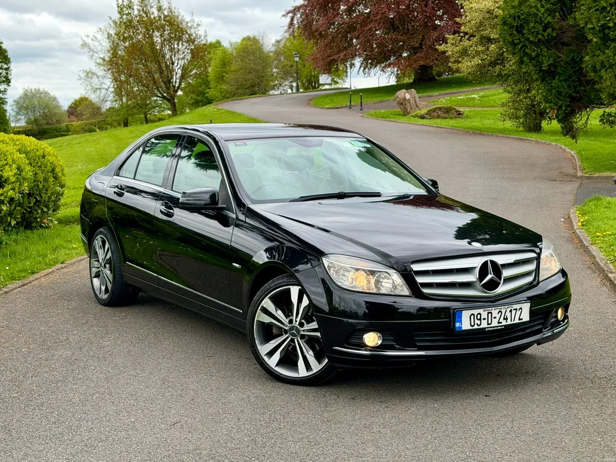 2009 Mercedes C-Class (Auto -Highspec) Low Kms - Image 1