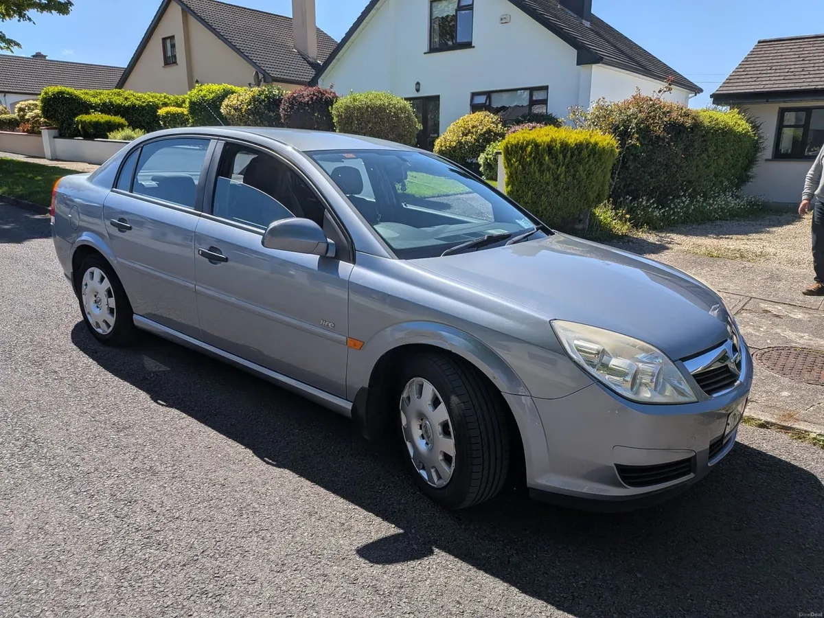 OPEL VECTRA CLUB | 2008 1.6 4DR | NCT 01/27 - Image 1