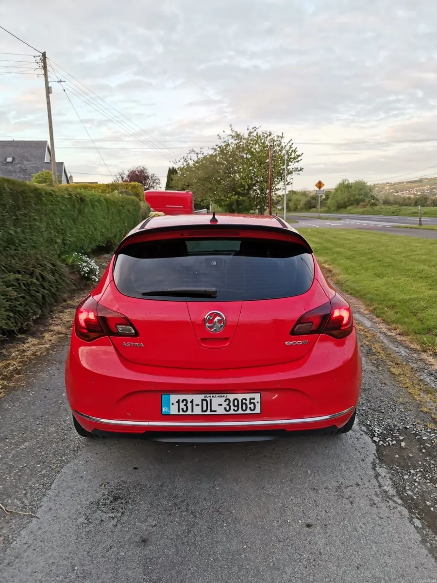 2013 Vauxhall astra - Image 2