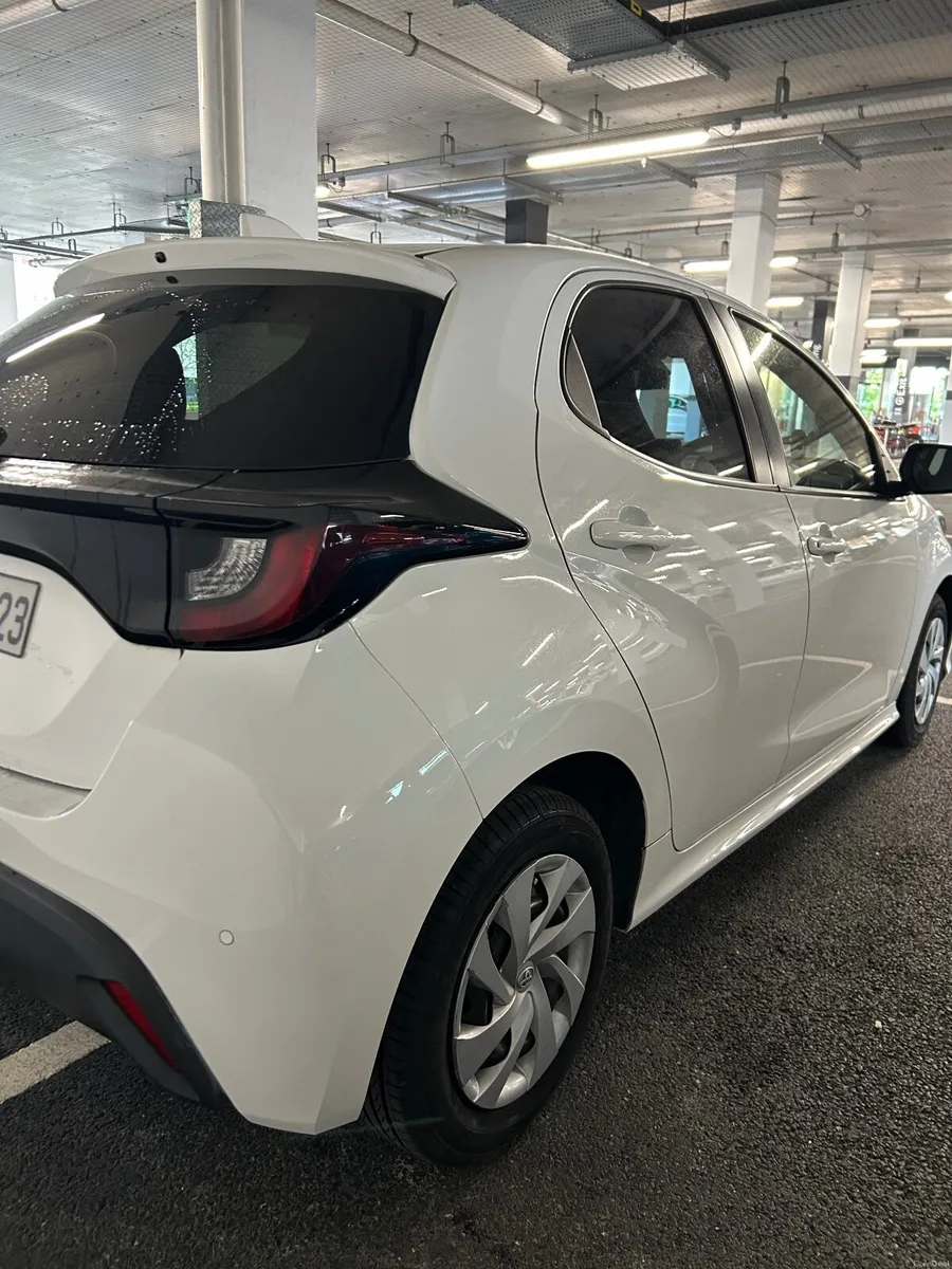 2020 Toyota Yaris|1.0L | low mileage 67500km - Image 4