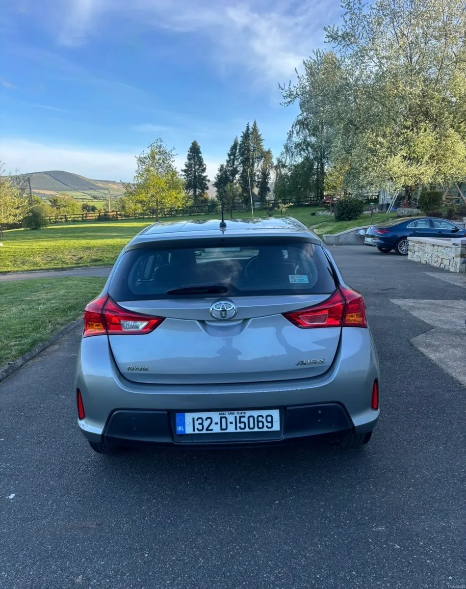 Toyota Auris 2013 - Image 3