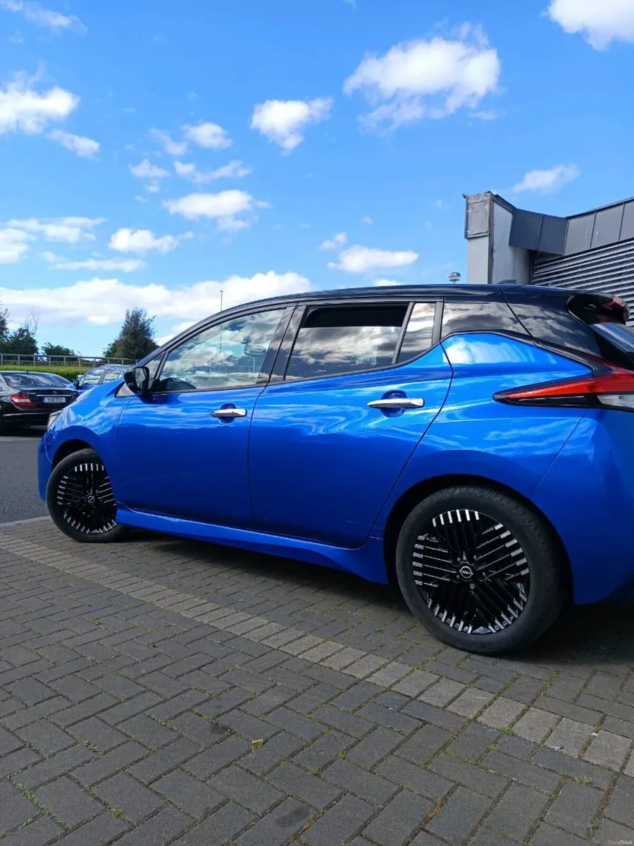 2024 Nissan Leaf 40kwh - Image 3