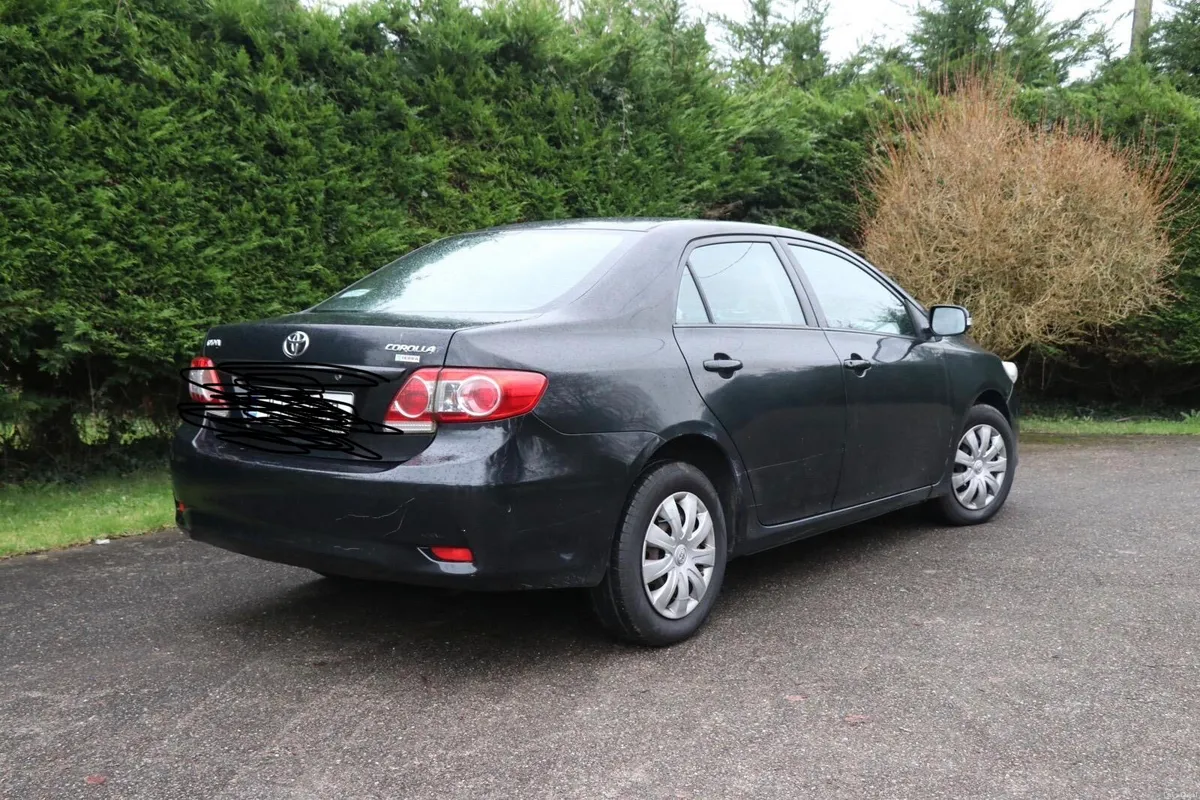 Car - Image 3