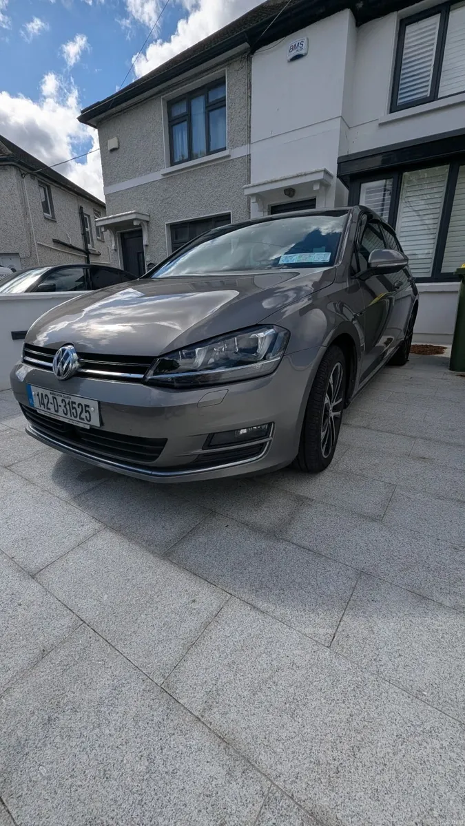 Volkswagen Golf 2014 - Image 1