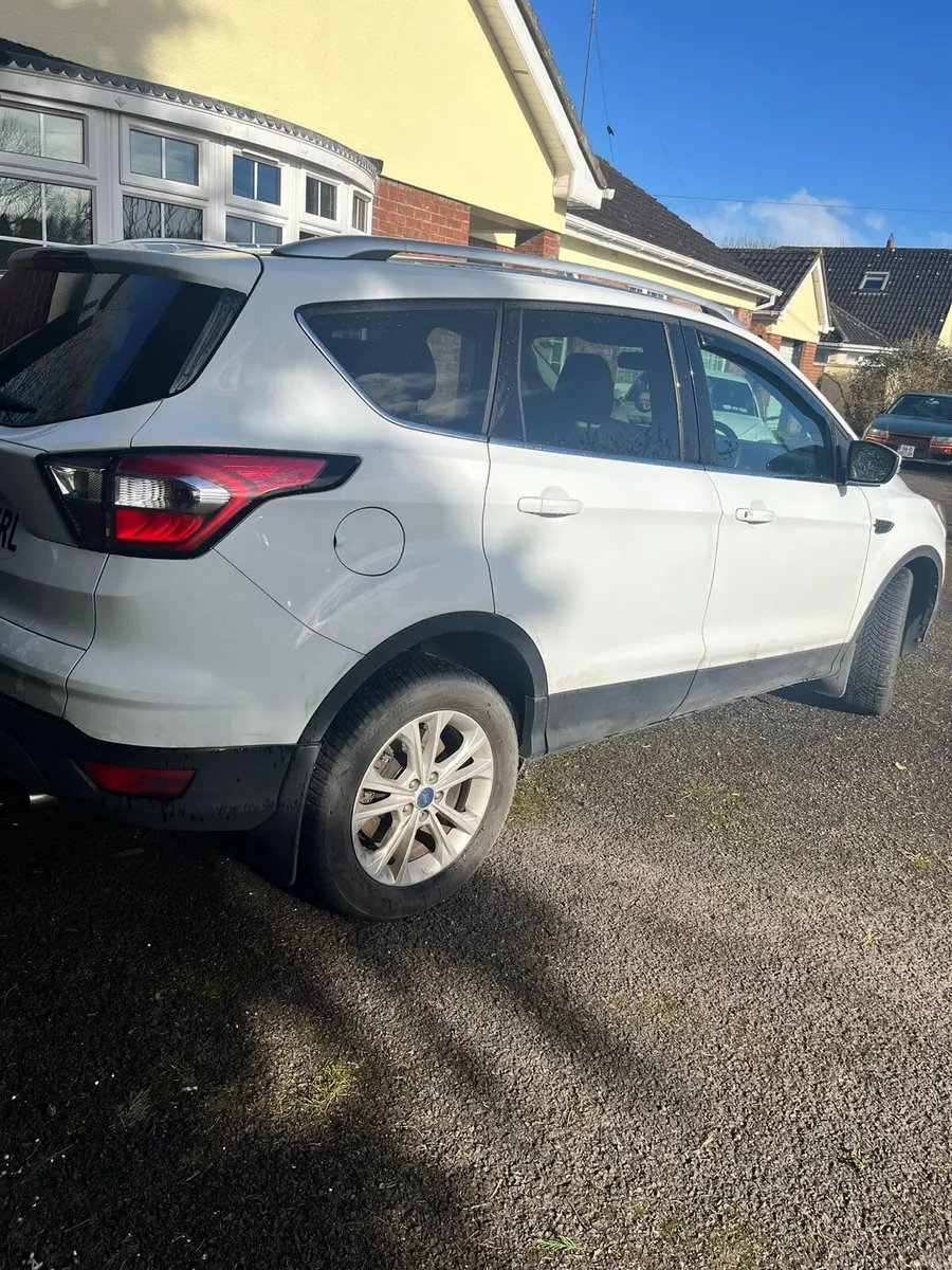 Ford Kuga titanium 1.5 TDCi Automatic - Image 4