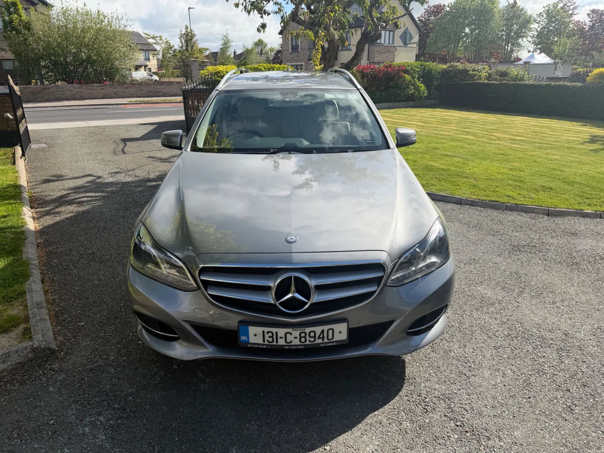 2013 Mercedes-Benz E-Class estate AS NEW - Image 3