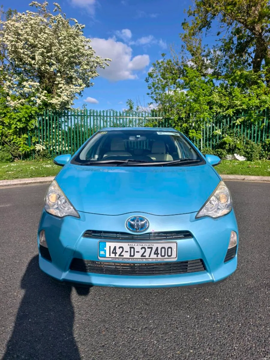 Automatic Hybrid Toyota Aqua NEW NCT - Image 3