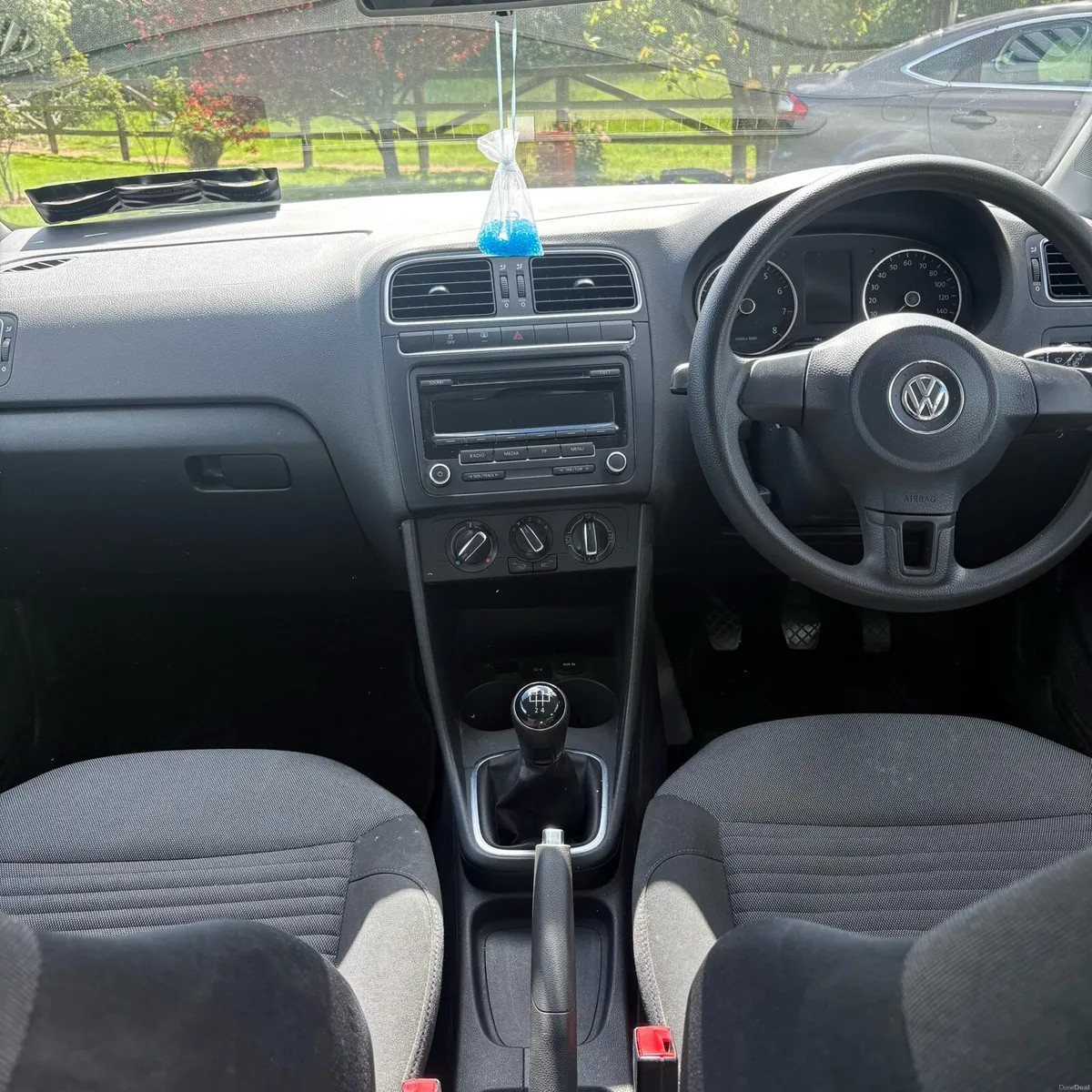 Volkswagen polo 1.2L Petrol - Image 3