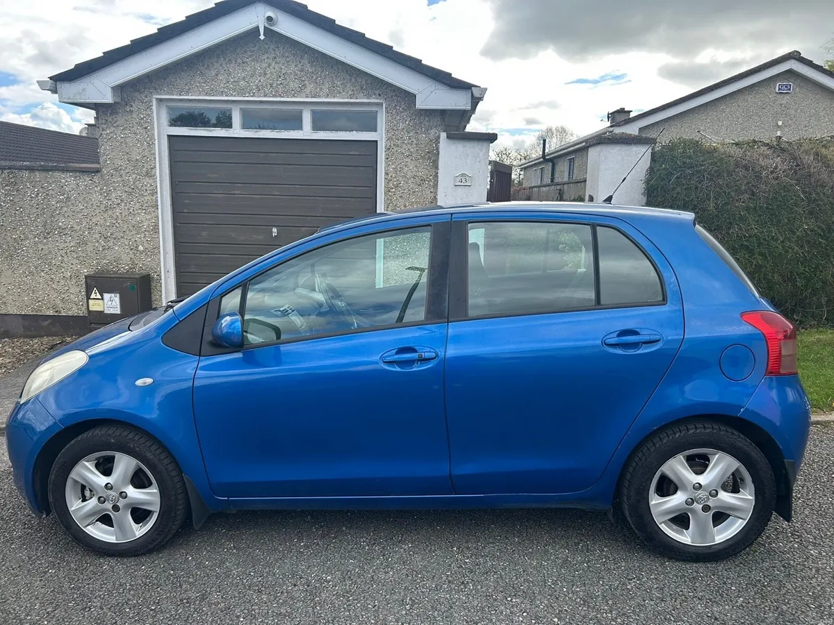 Toyota Yaris Automatic - Image 2