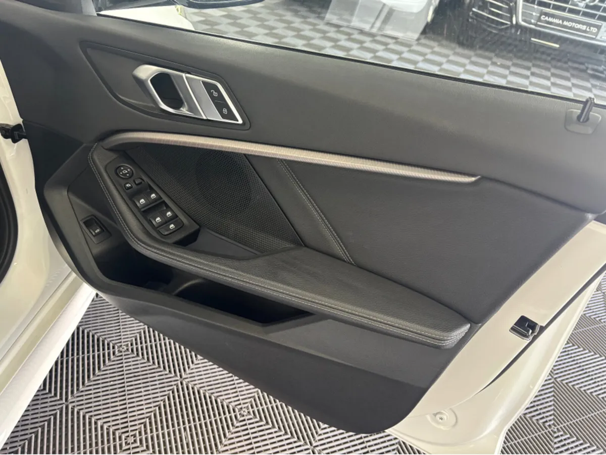 BMW 1-Series *BMW 118* *DIGITAL DASH* *REVERSE CAM - Image 6