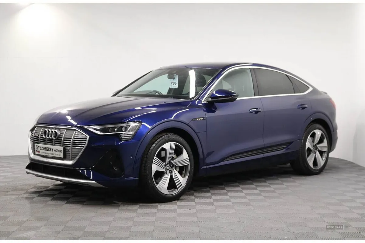 Audi e-tron S line - Image 3