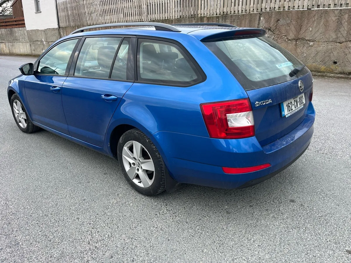 Skoda Octavia estate 2.0tdi 150hp - Image 4