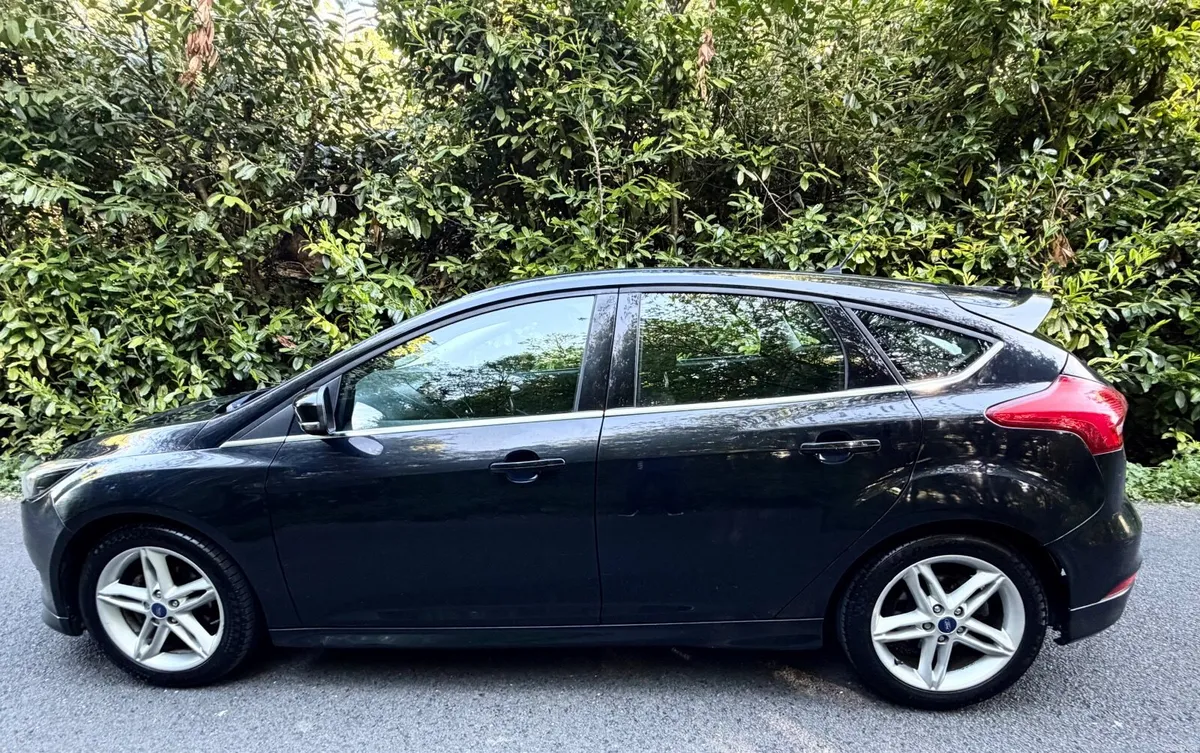 Ford Focus 1.6 Tdci Zetec S 2015 - Image 4