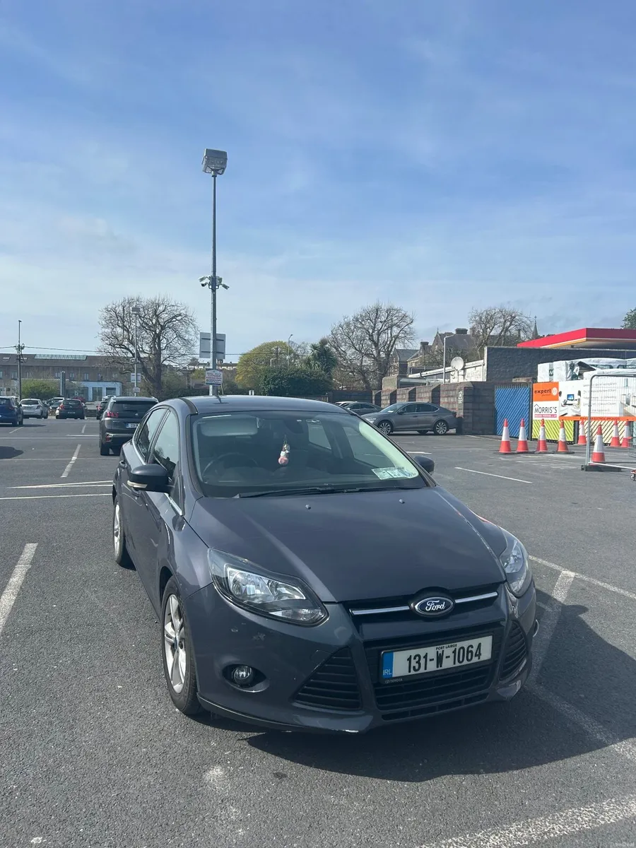 Ford Focus 2013 1.6 L - Image 3