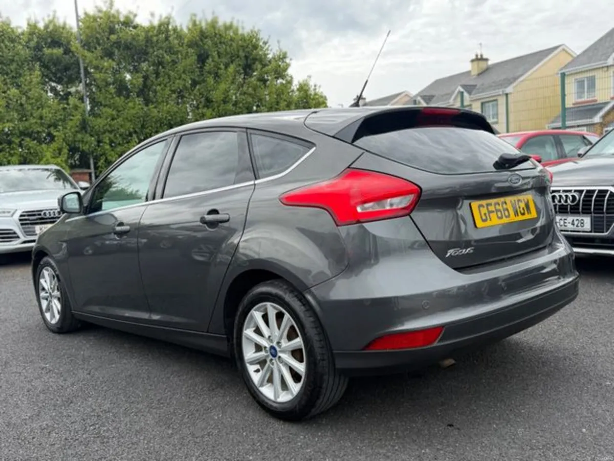 Ford Focus TITANIUM TDCI - Image 4