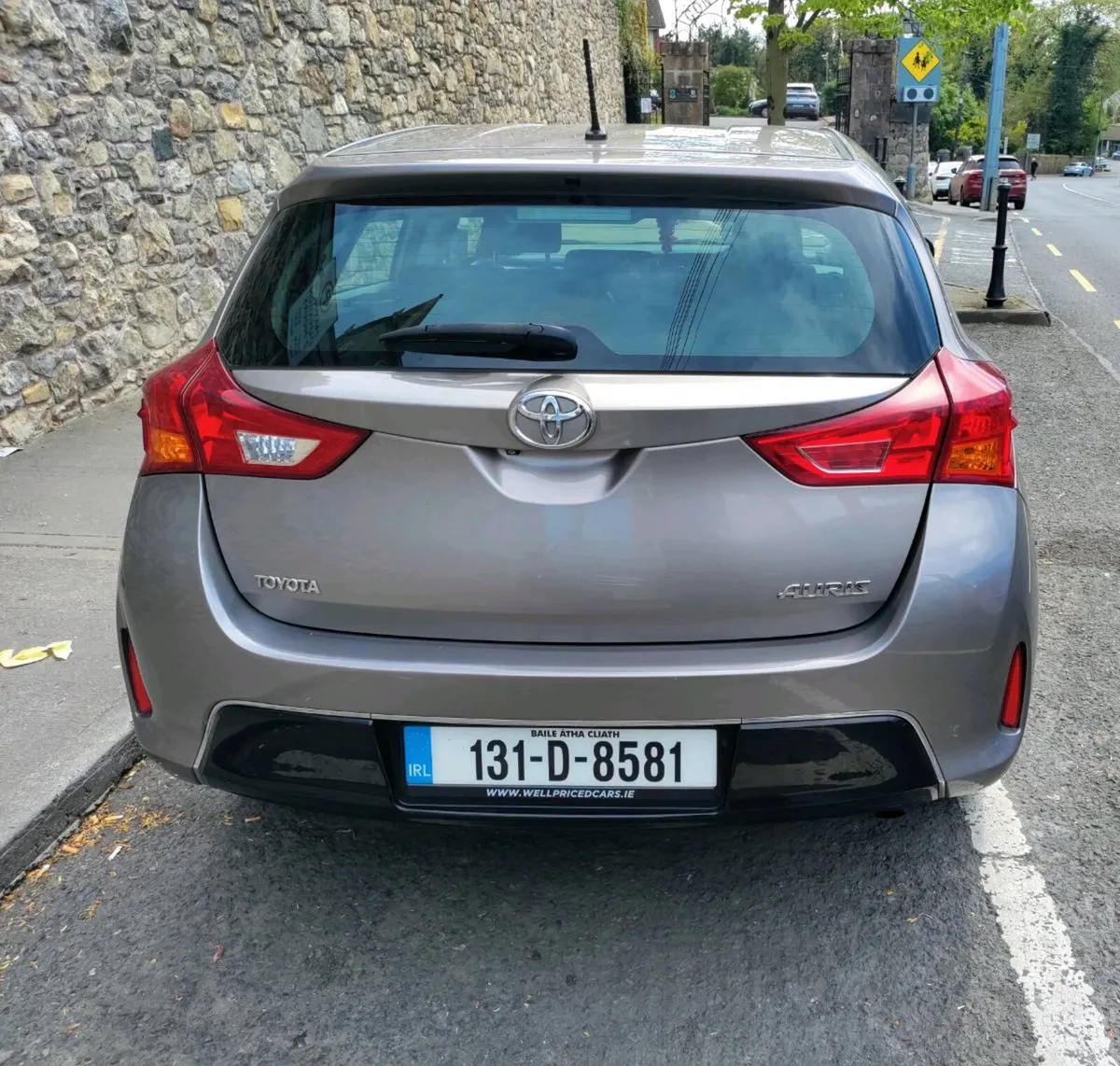 2013 Toyota Auris 1.33 Dual VVT-i Luna (High Spec) - Image 4