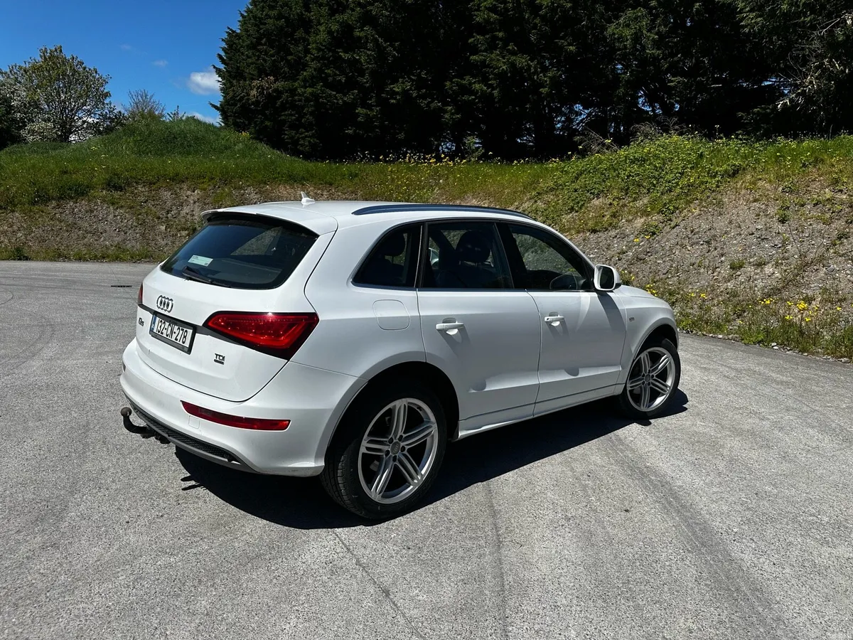 Audi Q5 - Image 2