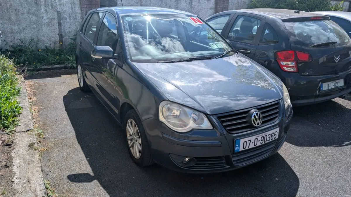 Automatic Volkswagen Polo 2007 - Image 1