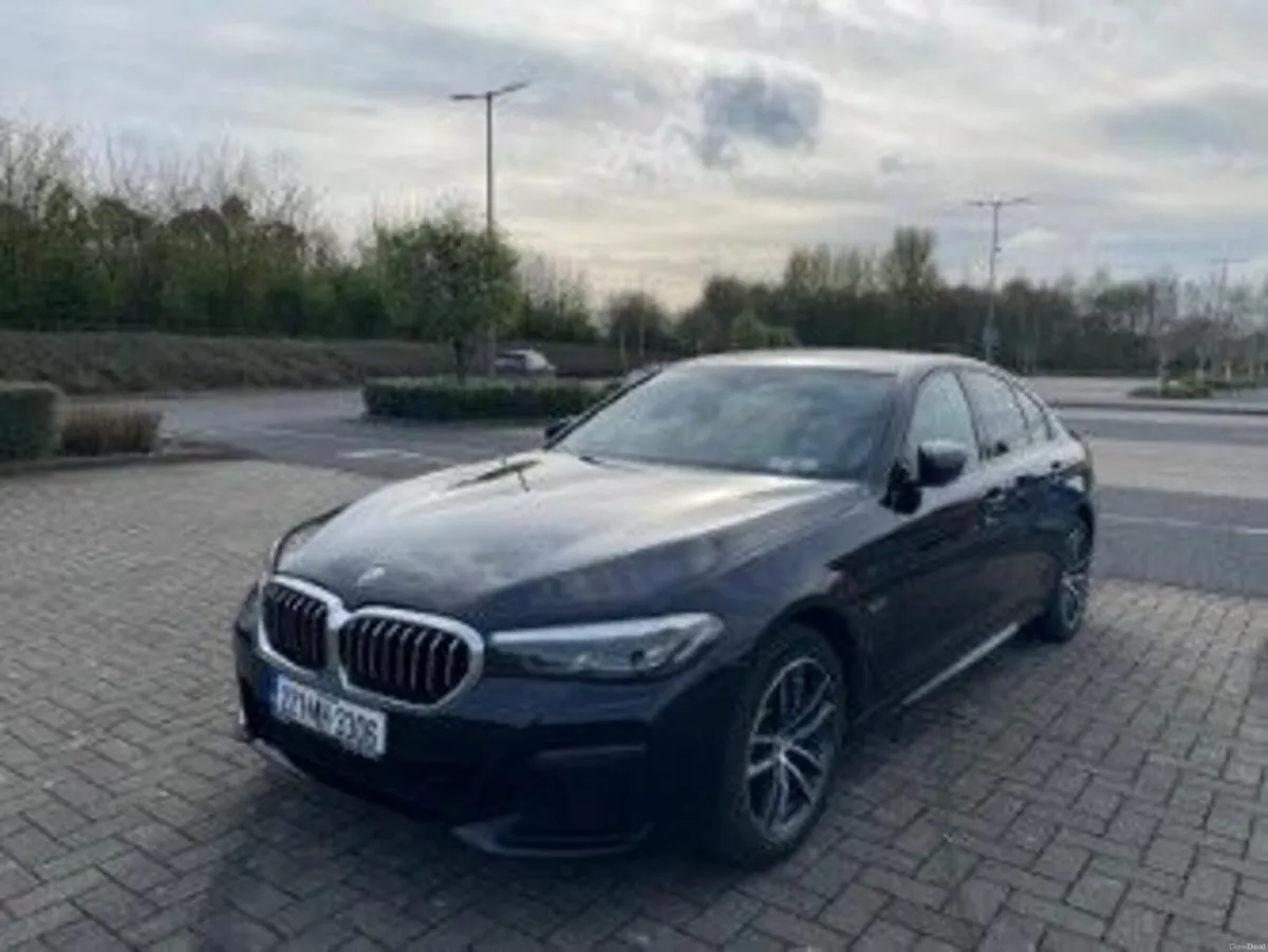 BMW 5-Series 2022 - Image 4