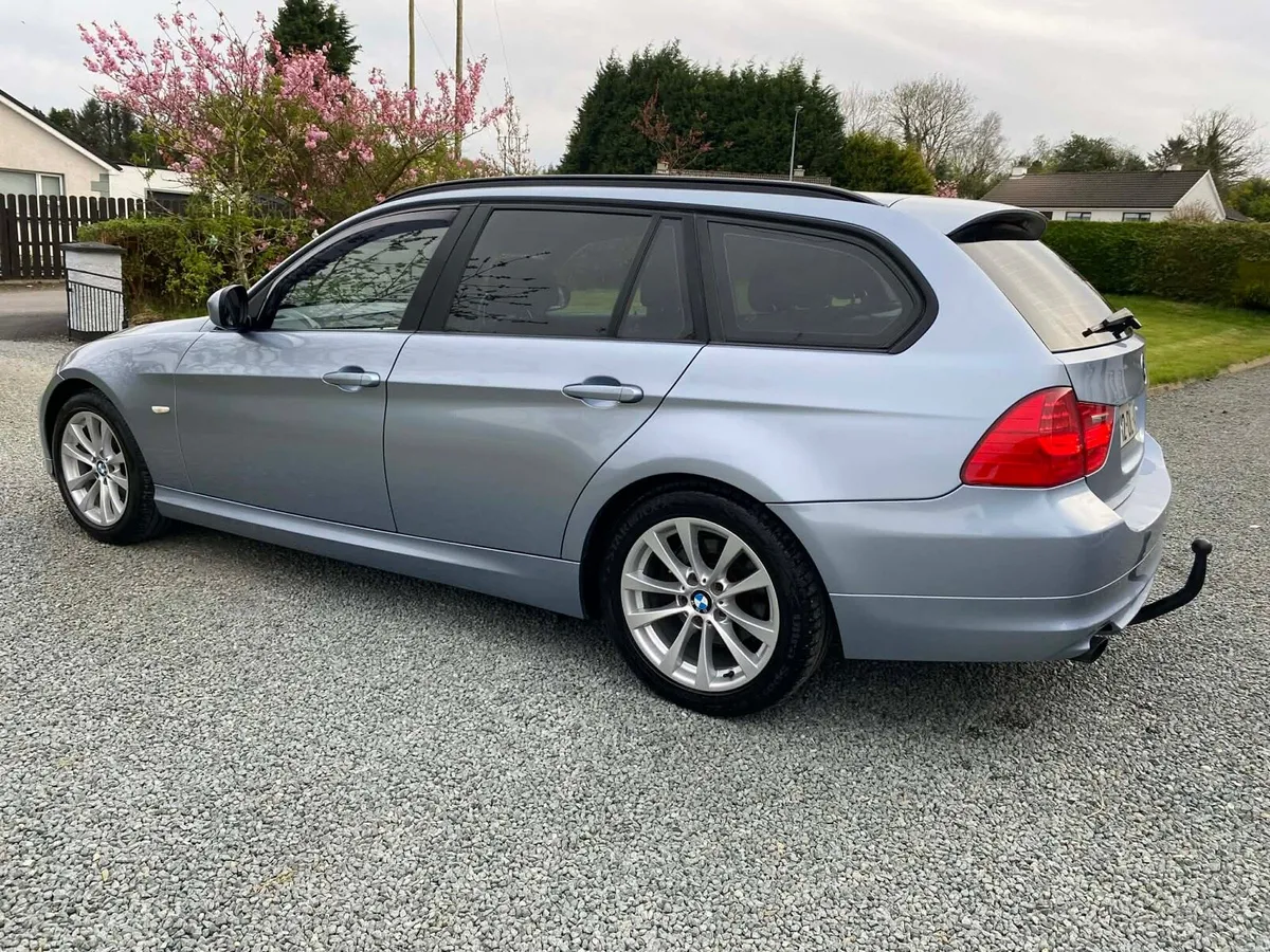 12 BMW 318D Estate Just Passed NCT Very Clean - Image 4