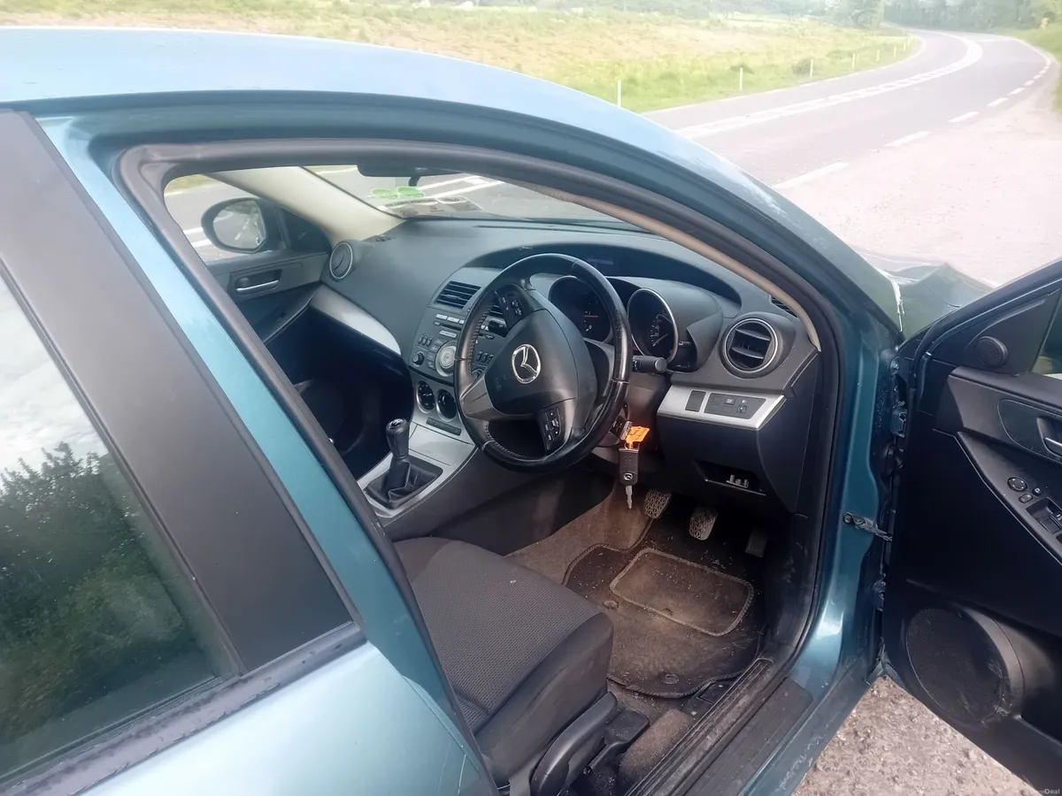 Mazda Mazda3 new NCT and loads of tax. - Image 3