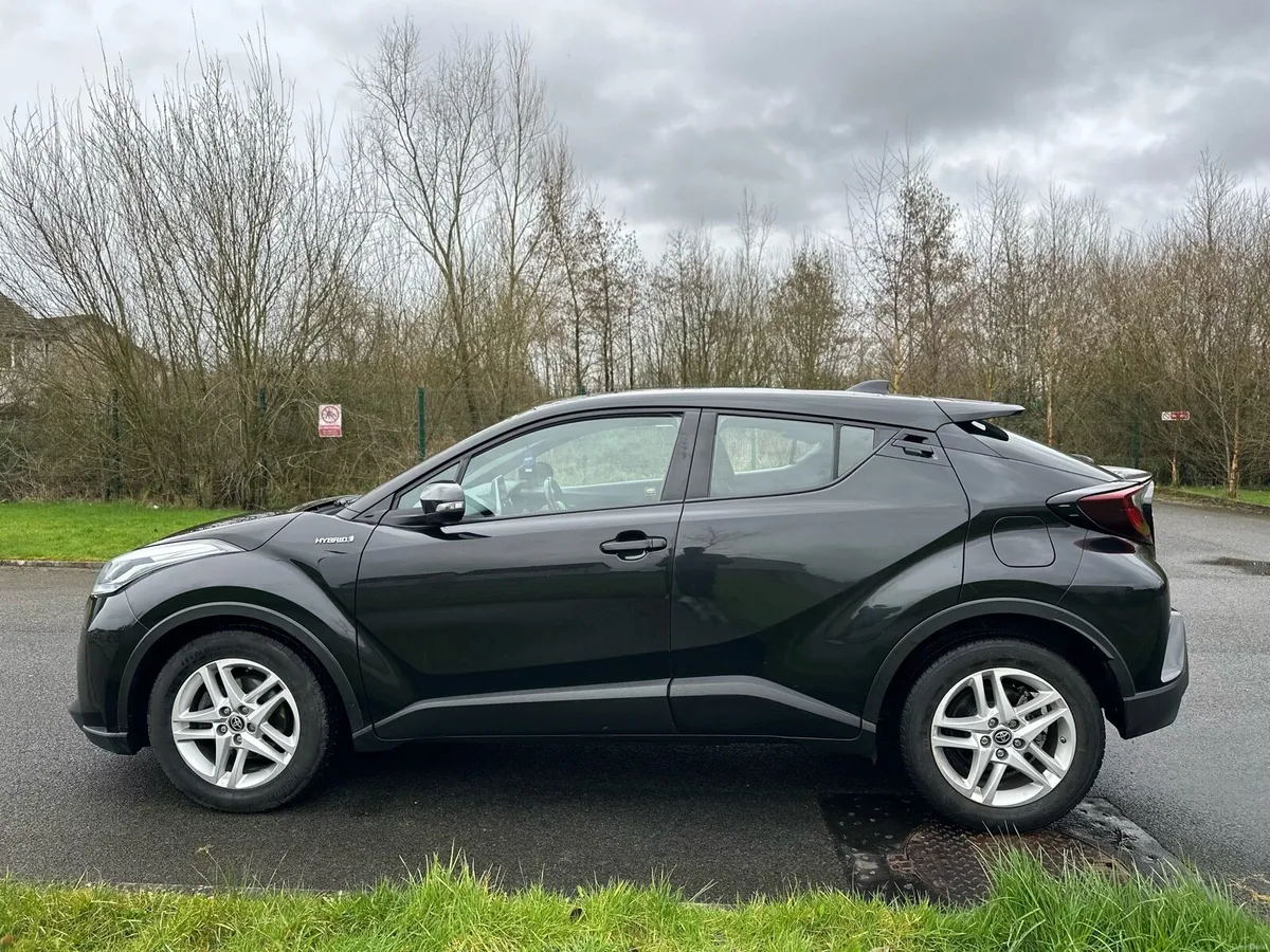 Toyota C-HR Luna 2021 - Image 5