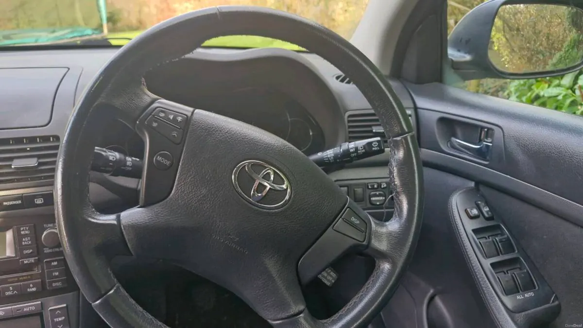 Toyota avensis 2008 - Image 3