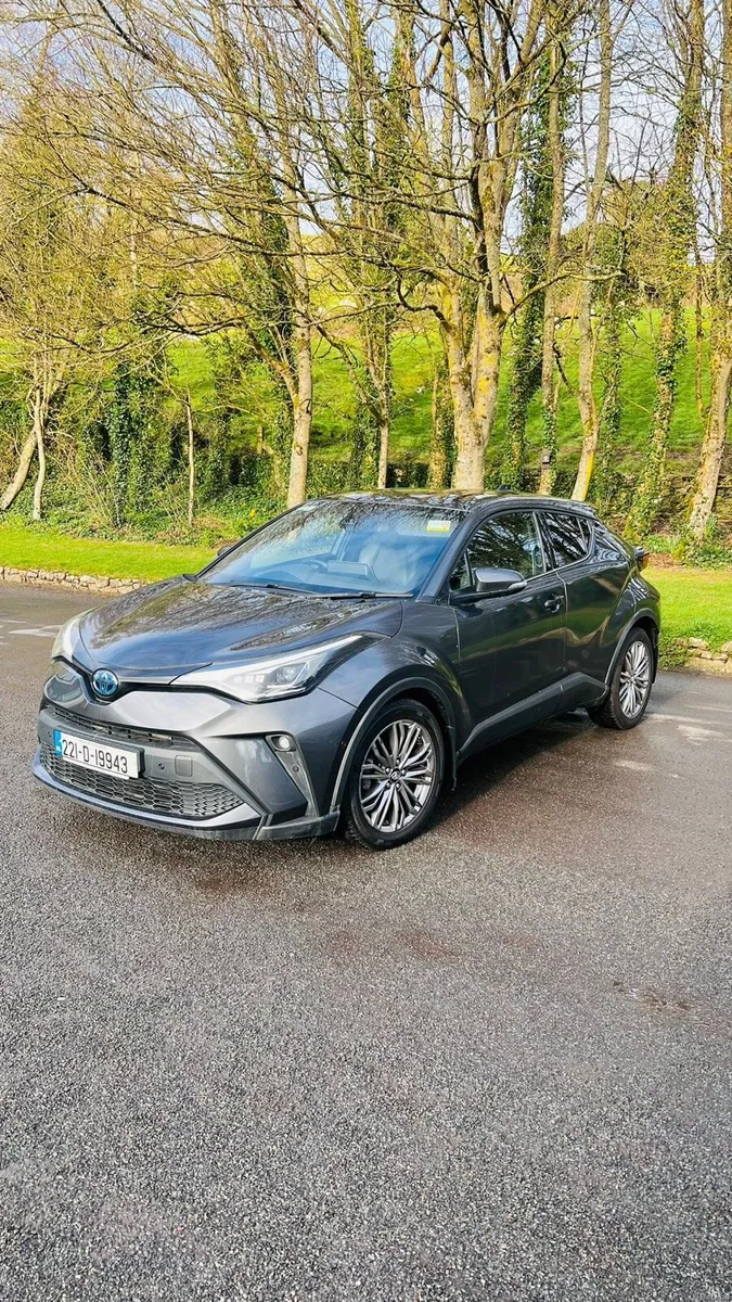 Toyota C-HR - Image 1