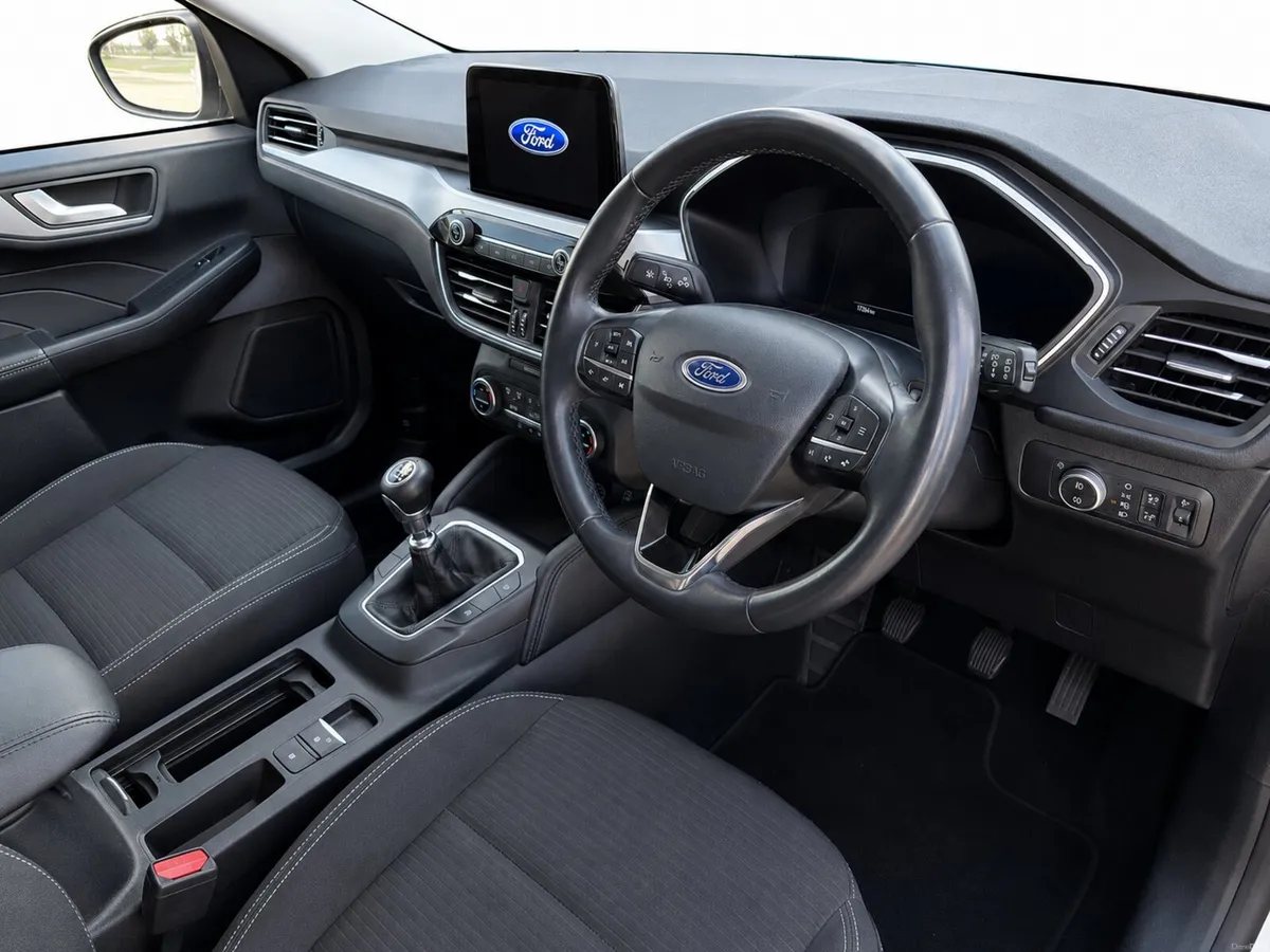 Ford Kuga 2022 Titanium Diesel - Image 2