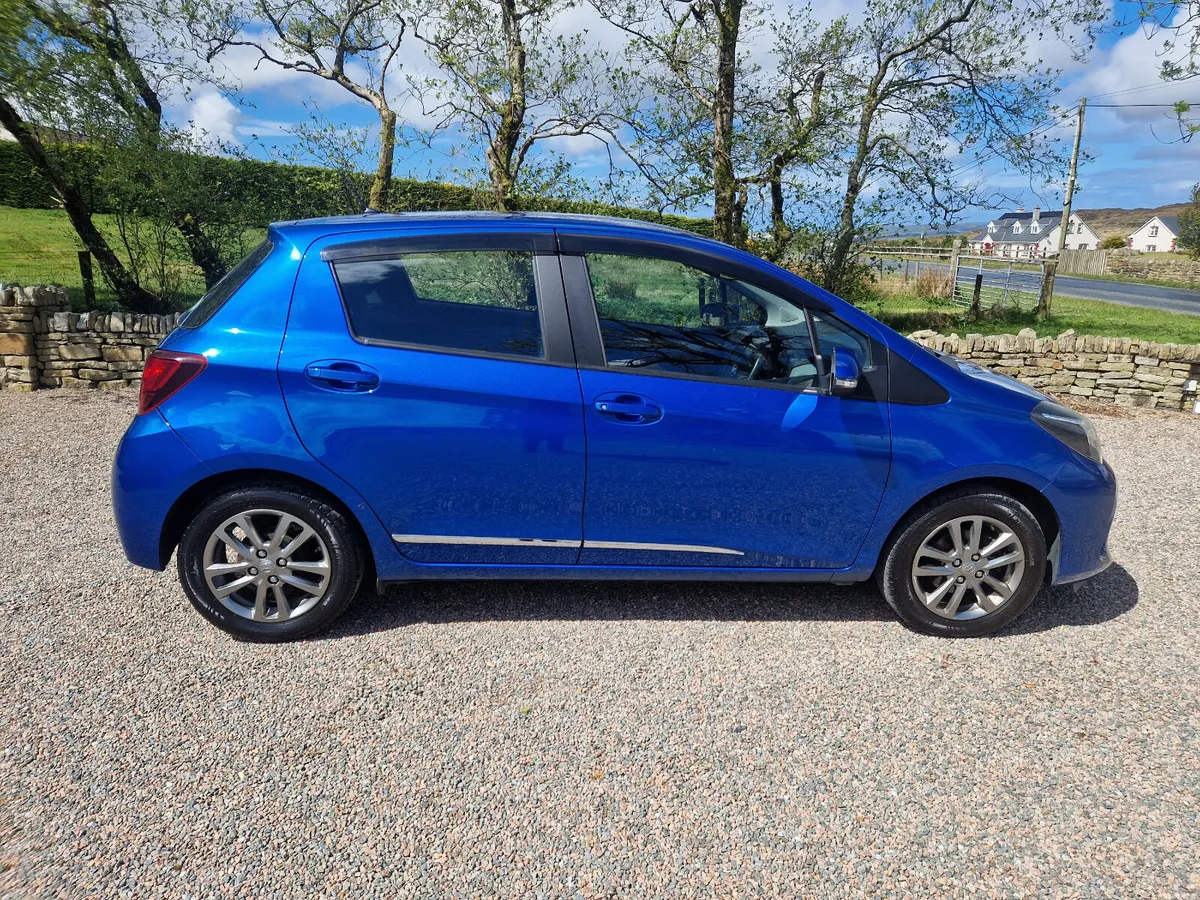 Toyota Yaris 2015 - Image 1