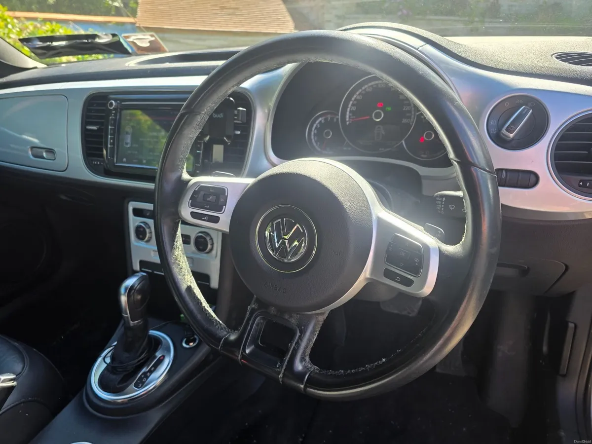 Volkswagen Beetle 2013 - Image 3
