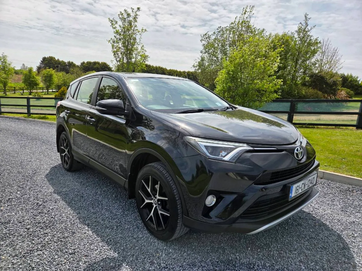 2016 Toyota Rav4 FSH Top spec - Image 2