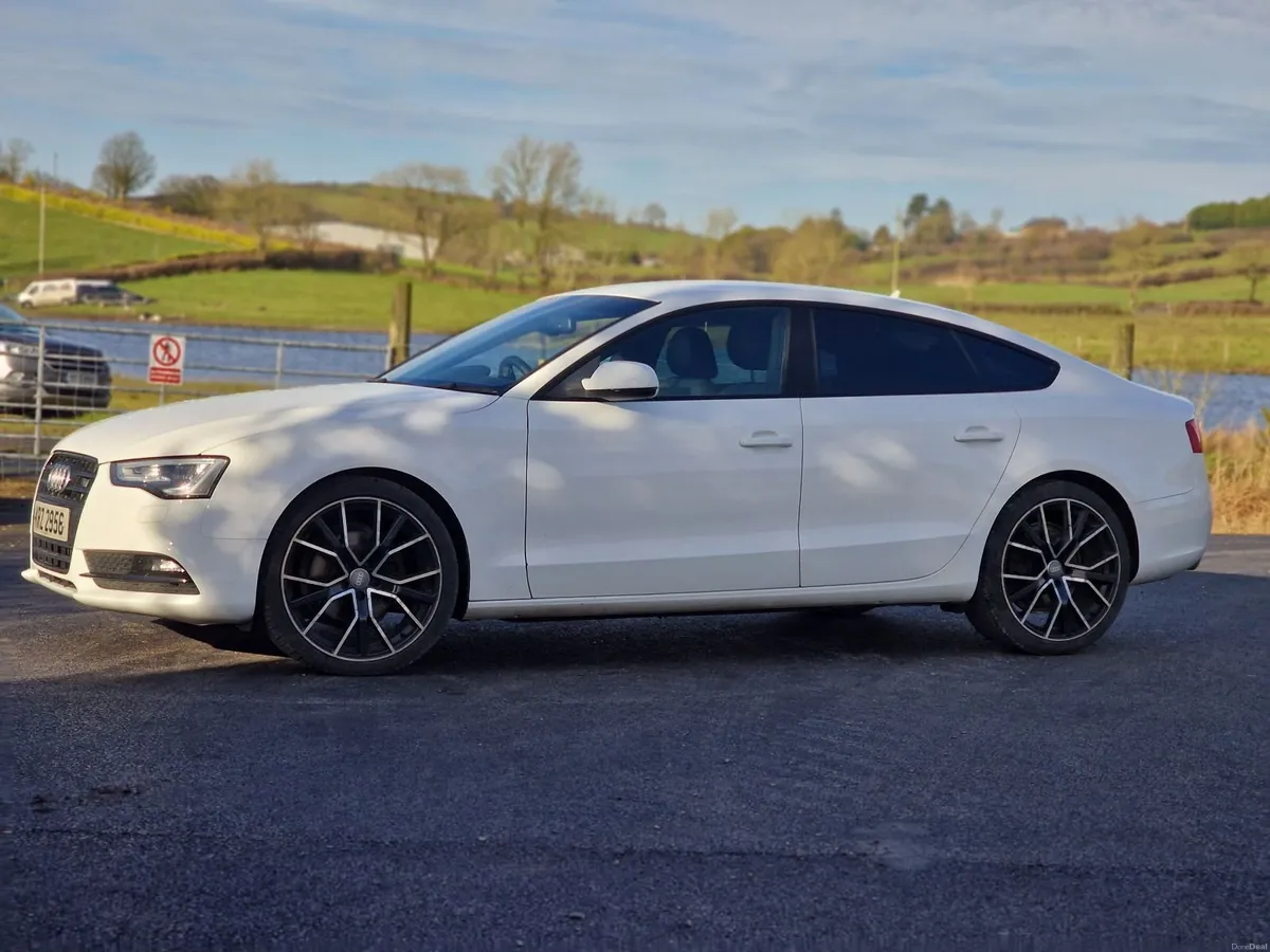 Audi A5 2014 - Image 2