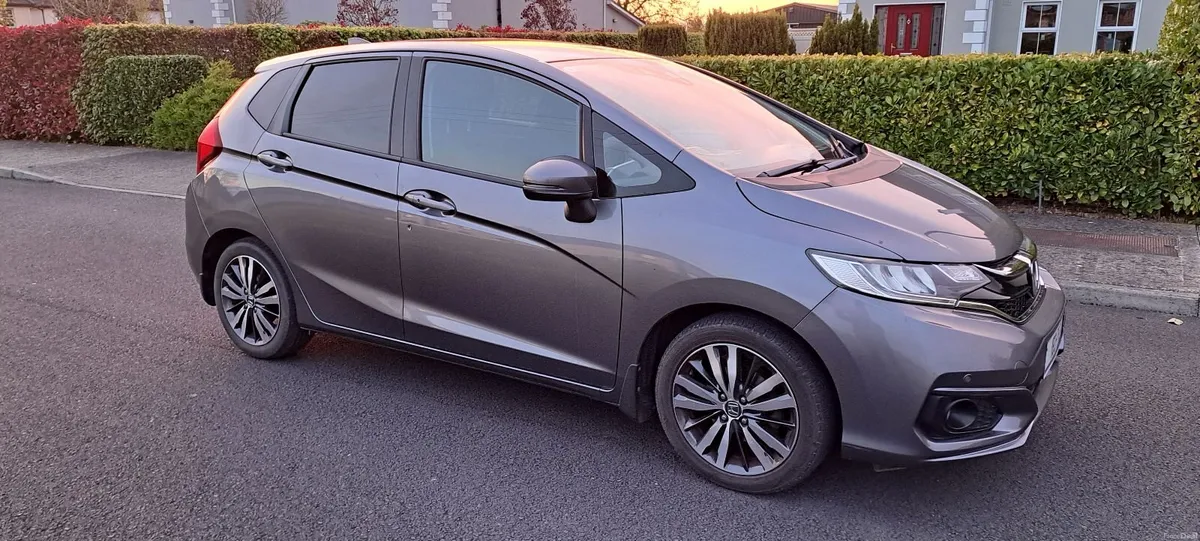 Honda Jazz 1.3 i-VTEC Ex CVT 5 DR Automatic - Image 1