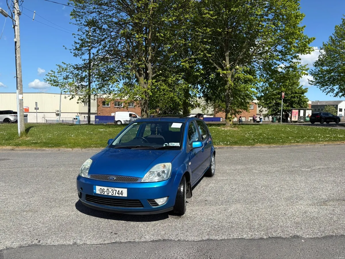 Ford Fiesta 2006 - Image 2