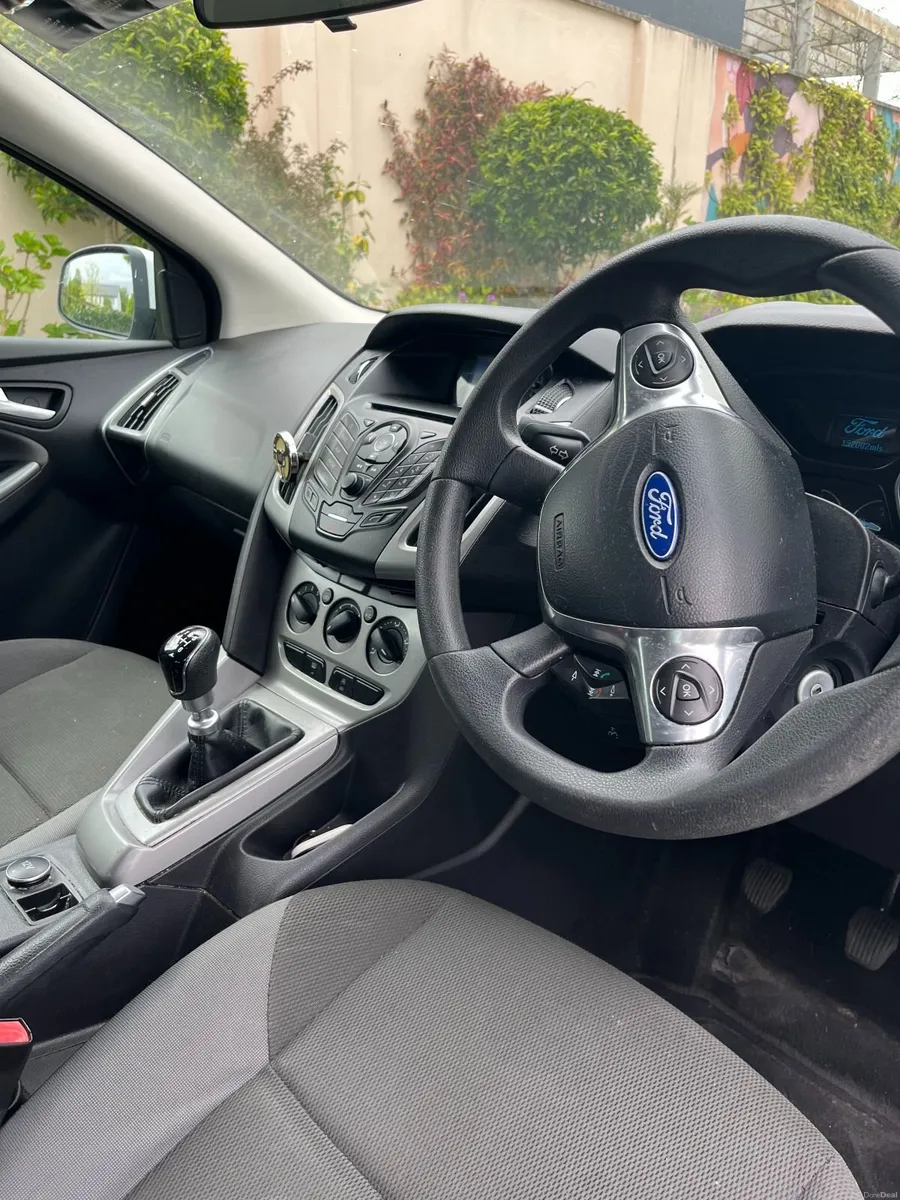 Ford Focus 2012 - Image 4