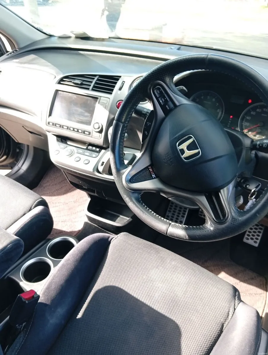 Honda Stream 2008 - Image 4