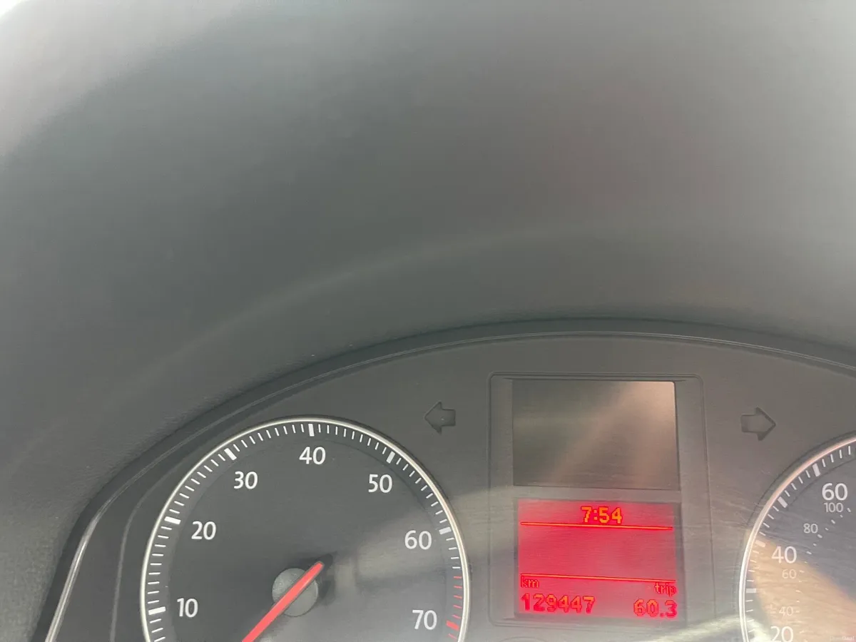 Volkswagen Golf 2006 - Image 2