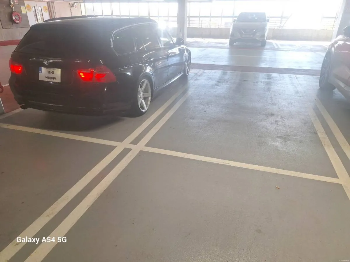 E91 - Image 1
