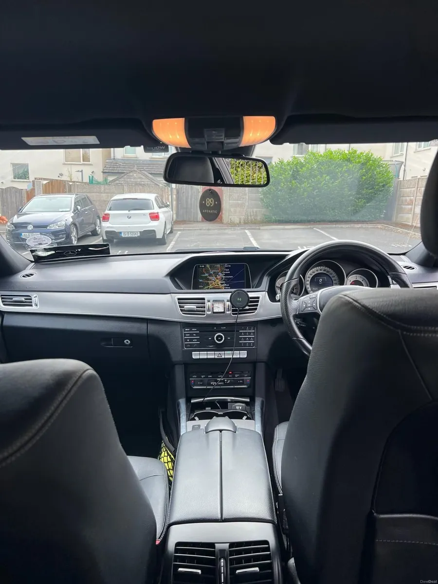 Mercedes-Benz E-Class 2015 - Image 2