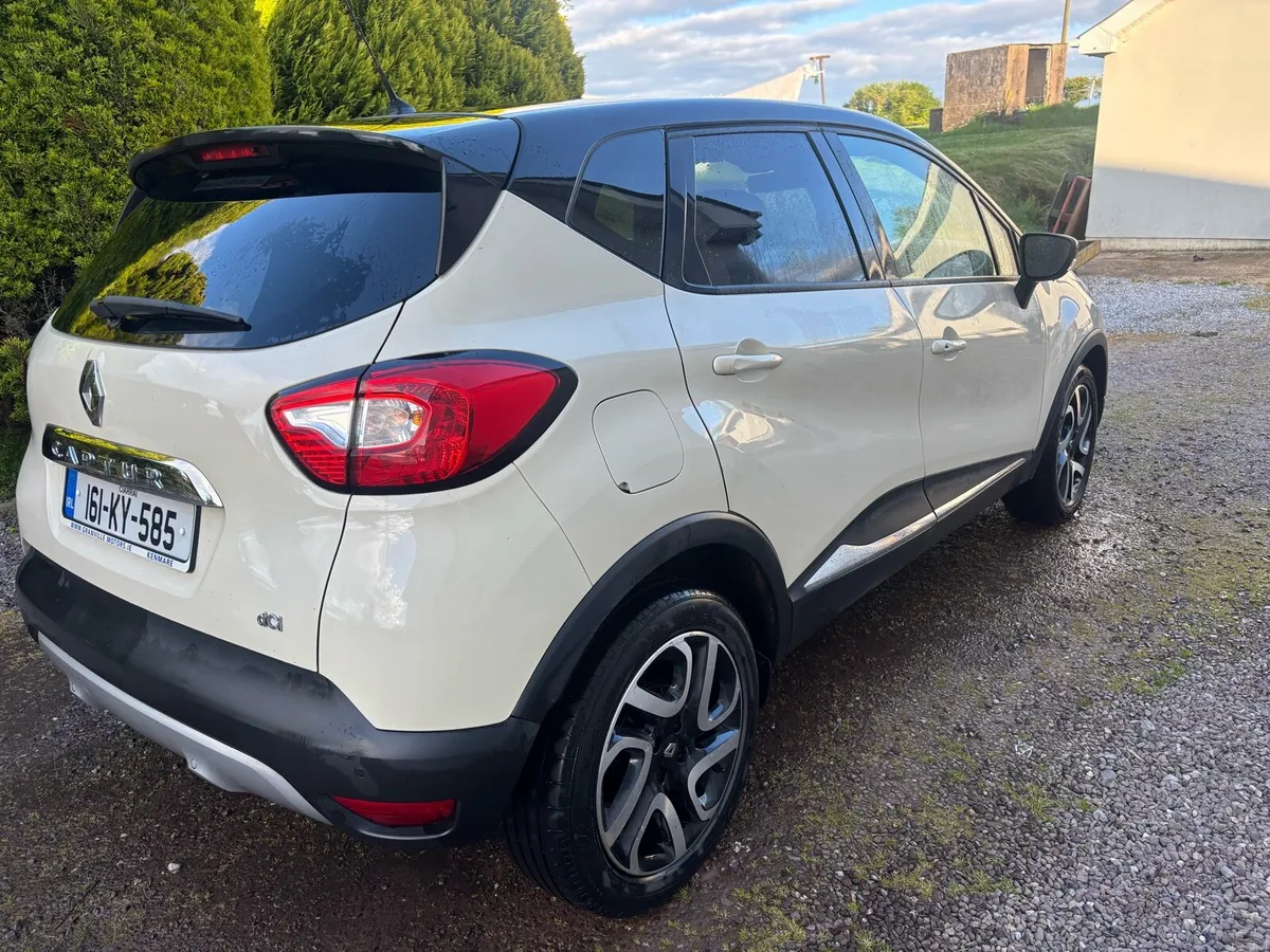Renault Captur 2016 Diesel - Image 2