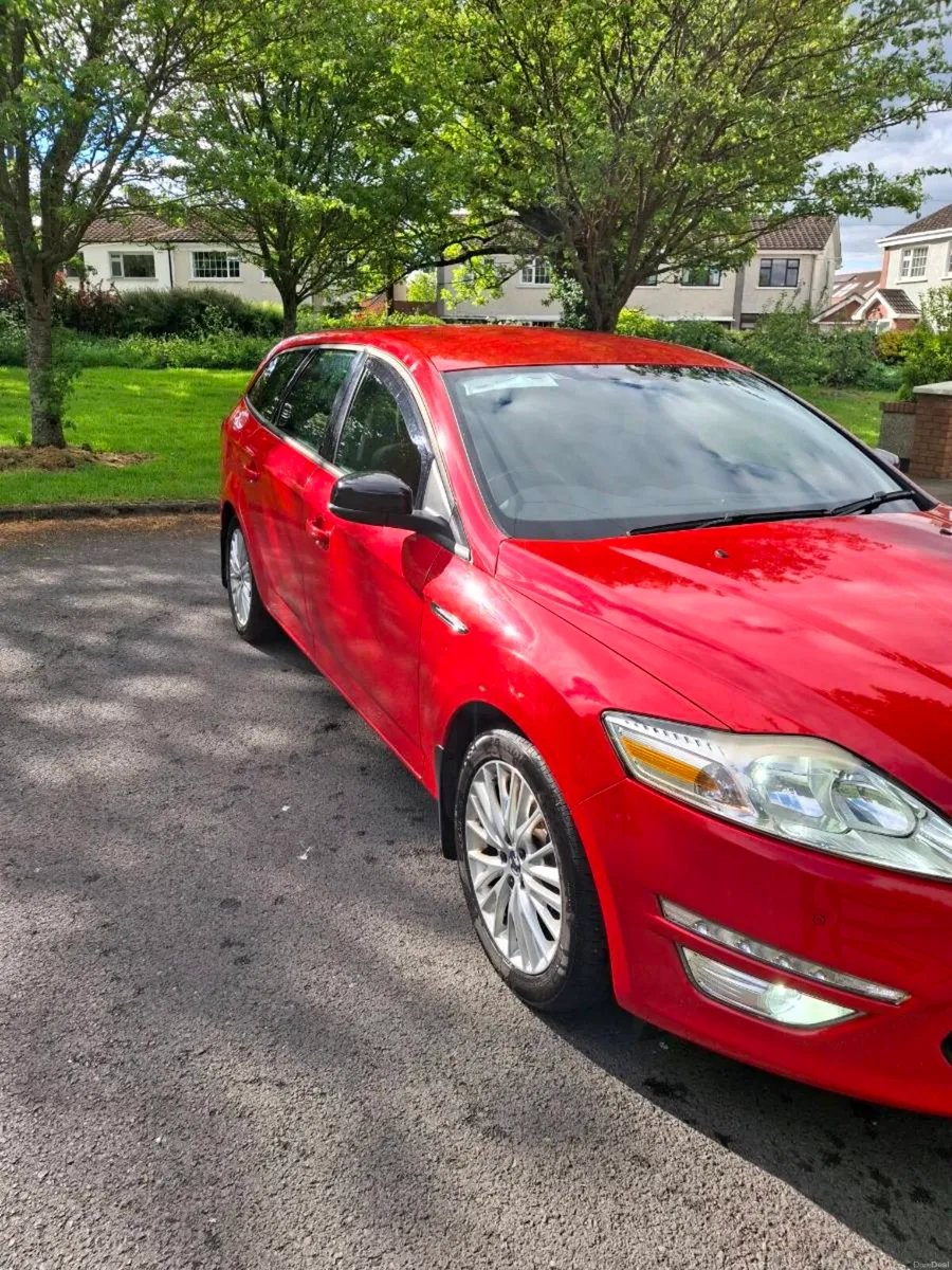 Ford Mondeo Estate LOW MILEAGE!!!!! - Image 3
