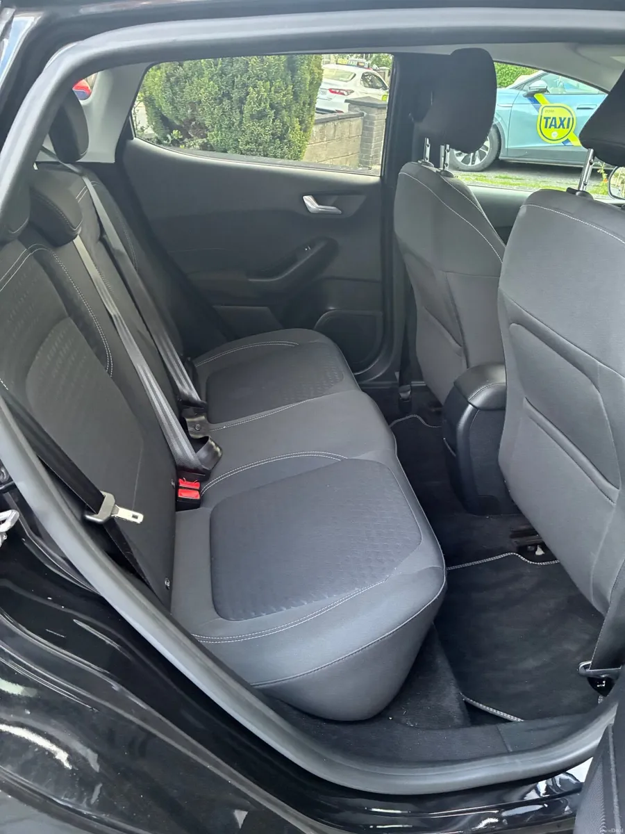 Ford Fiesta 2021 - Image 3
