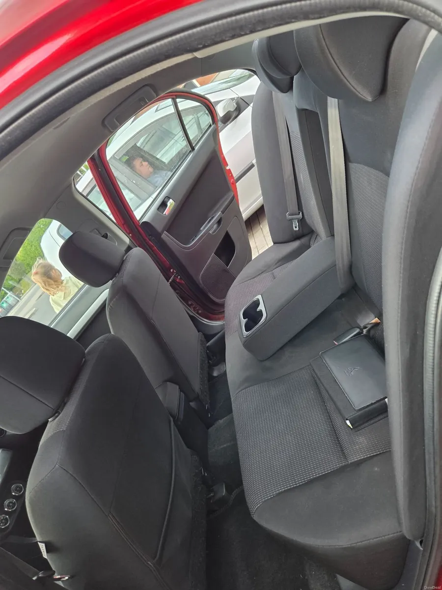 Mitsubishi Lancer 2011 - Image 2