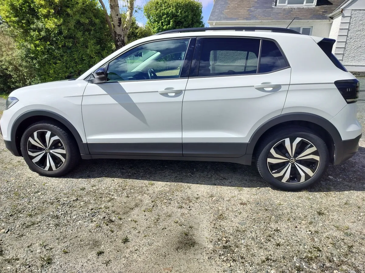 Volkswagen T-Cross 2023 - Image 4