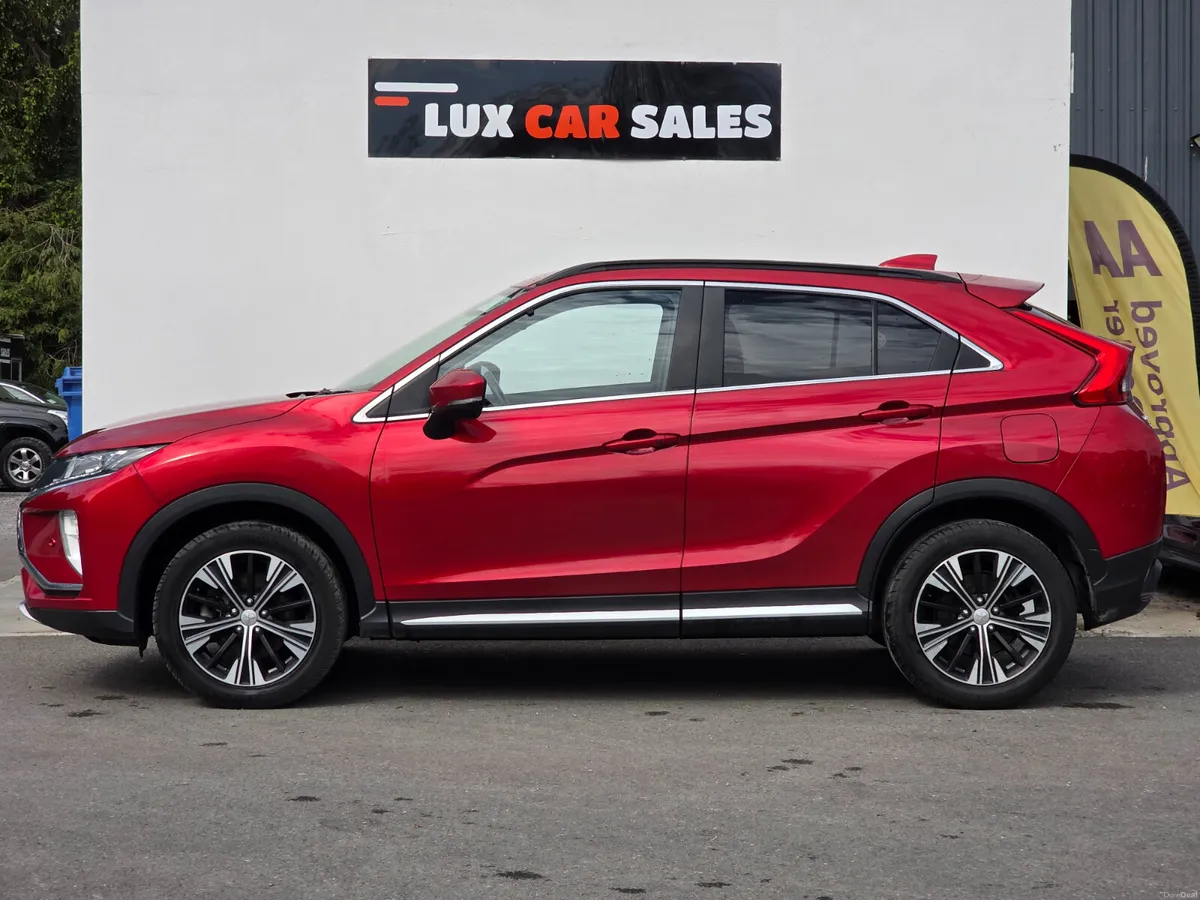 2021 Mitsubishi Eclipse Cross 1.5i INTENSE - Image 3