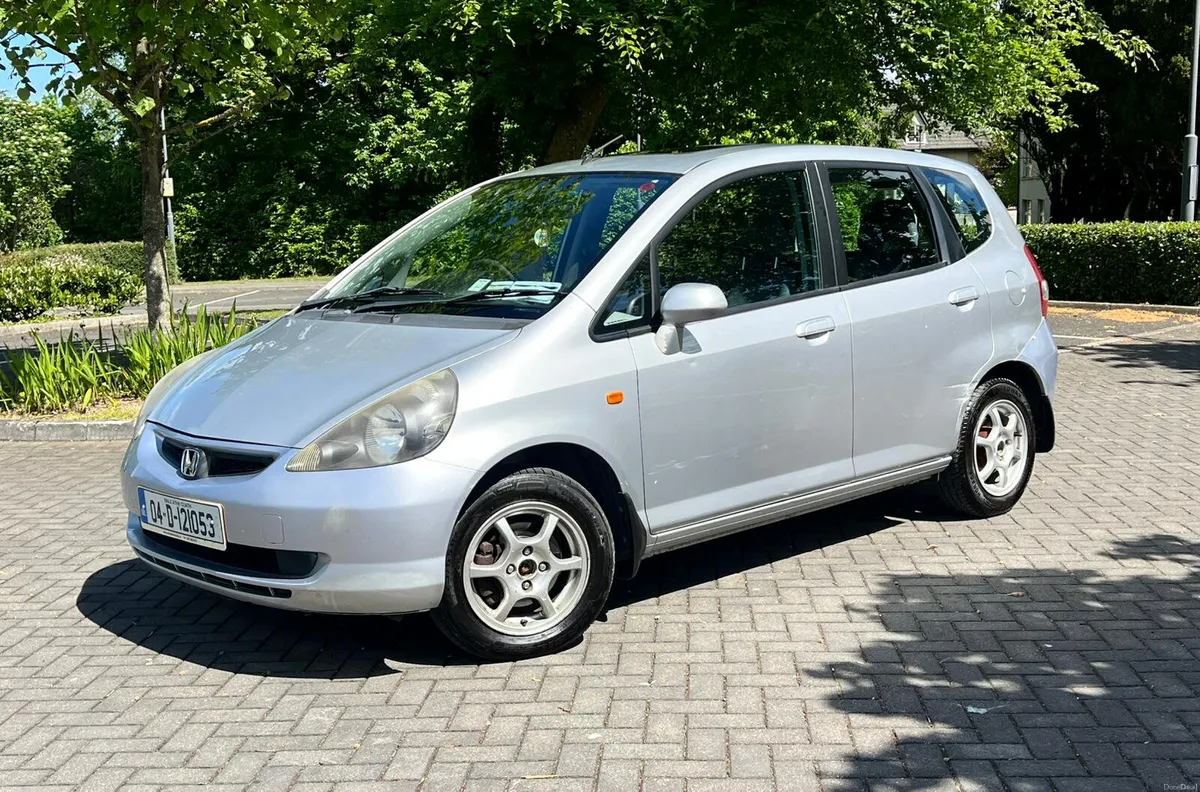 Honda Jazz 2004 Automatic 1.3 Petrol new nct 11/26 - Image 1